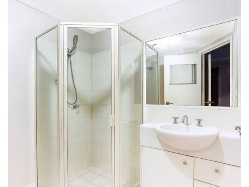 7/75 Riding Road, Hawthorne QLD 4171