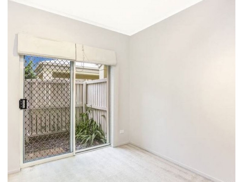 7/75 Riding Road, Hawthorne QLD 4171