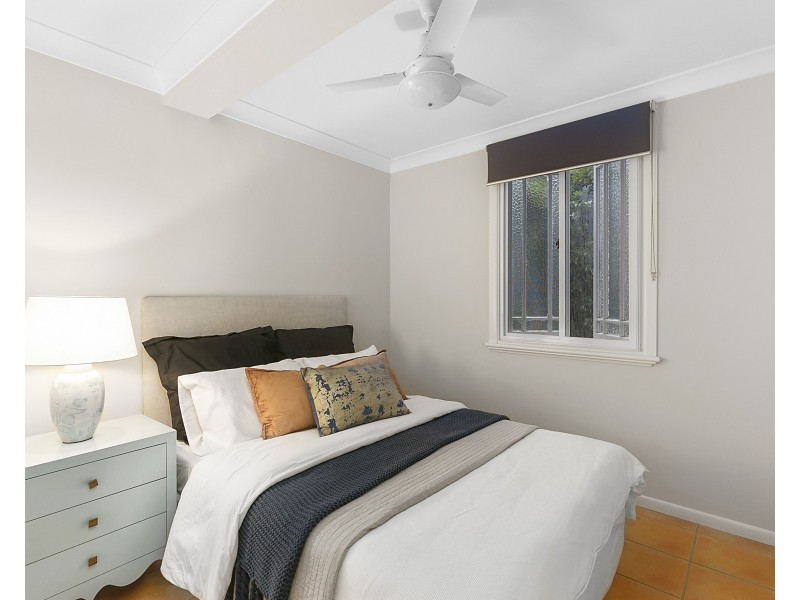 6 Lamette Street, Holland Park QLD 4121