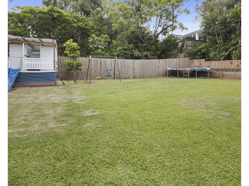 64 Nurstead Street, Camp Hill QLD 4152