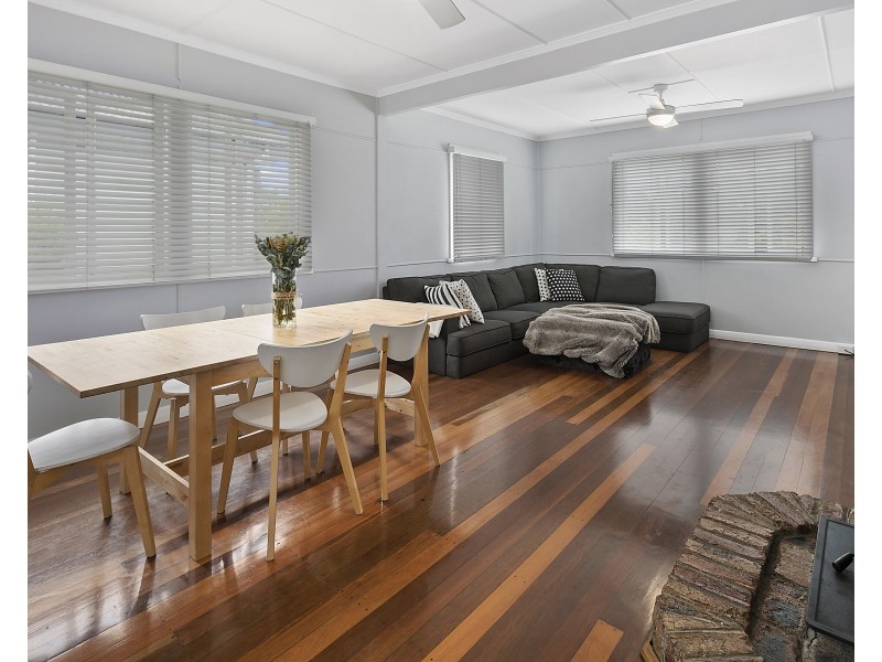 64 Nurstead Street, Camp Hill QLD 4152