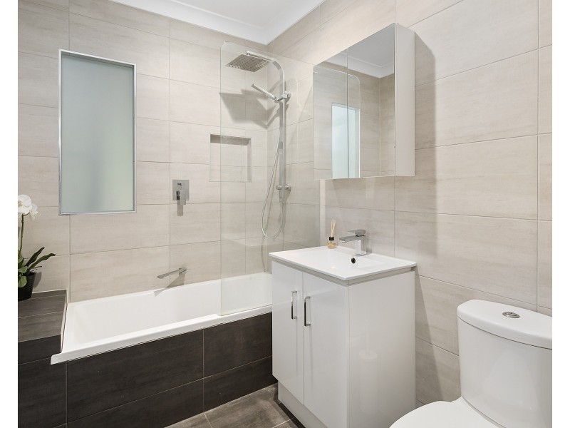 64 Nurstead Street, Camp Hill QLD 4152