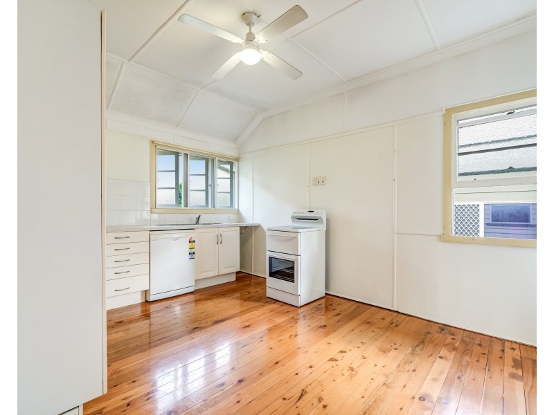 76 Gladstone Street, Coorparoo QLD 4151