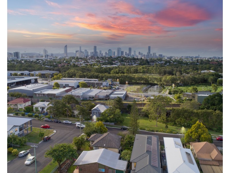 76 Gladstone Street, Coorparoo QLD 4151