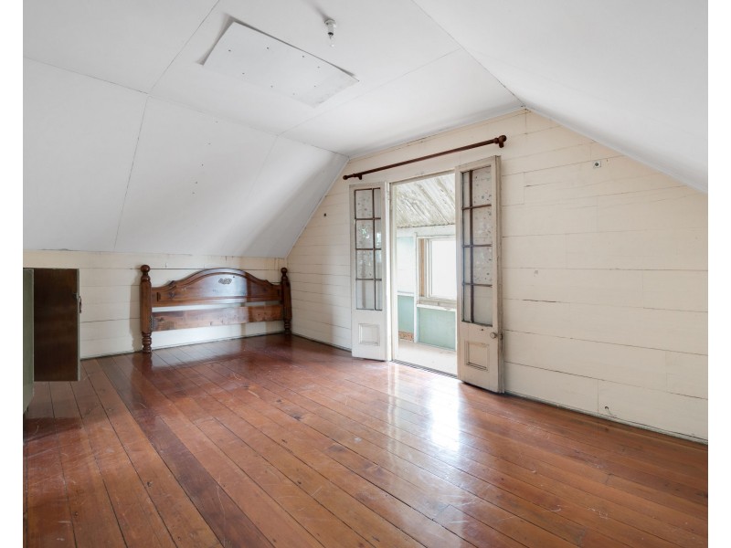 101 Wynnum Road, Norman Park QLD 4170