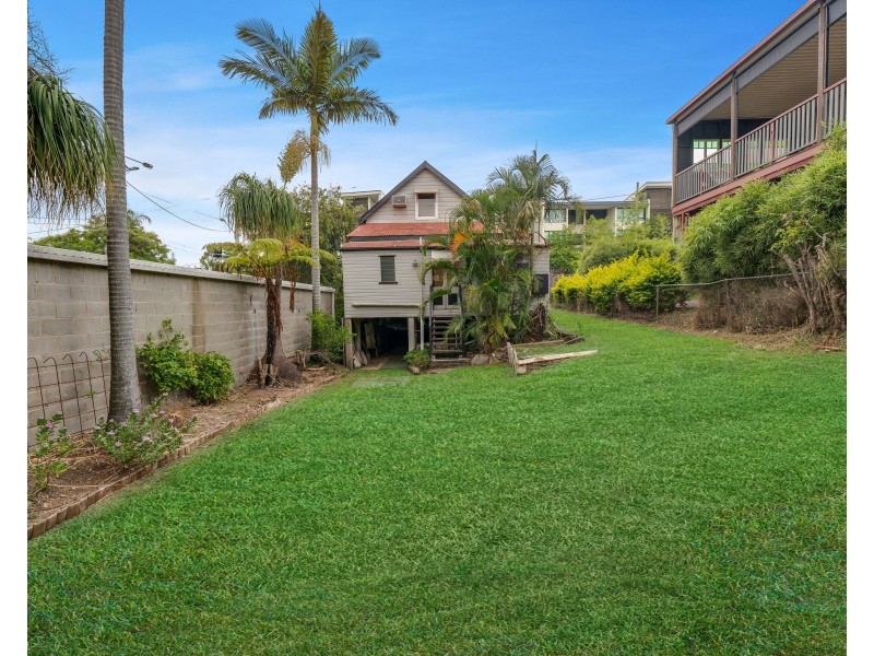 101 Wynnum Road, Norman Park QLD 4170