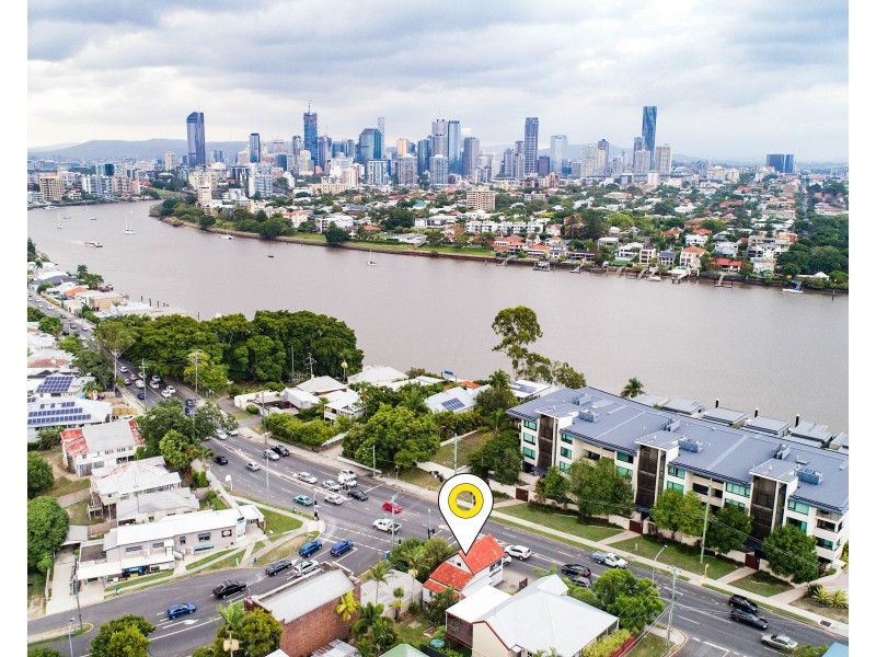 101 Wynnum Road, Norman Park QLD 4170