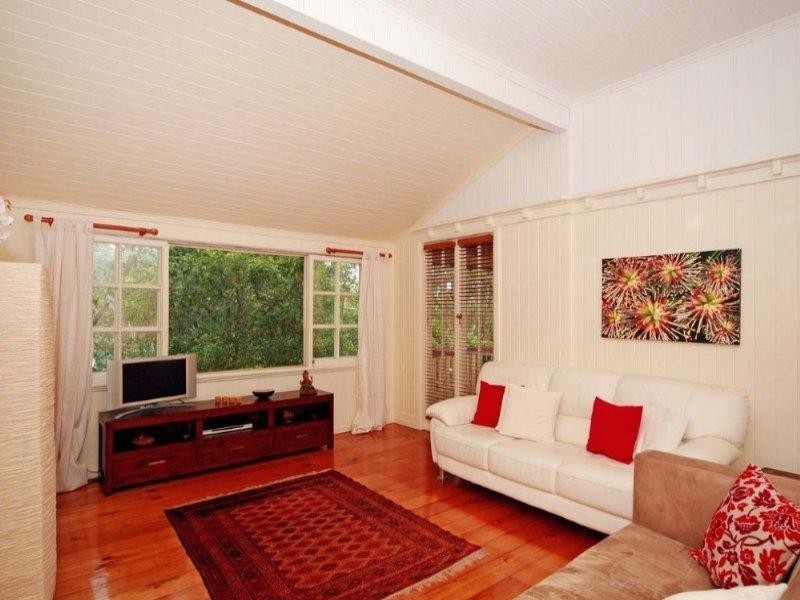 7 Cedlen Street, Camp Hill QLD 4152