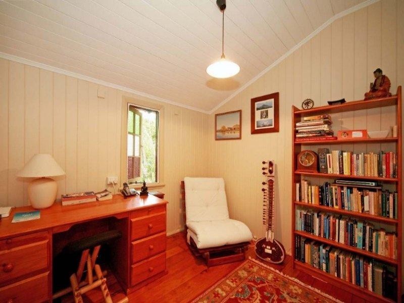 7 Cedlen Street, Camp Hill QLD 4152