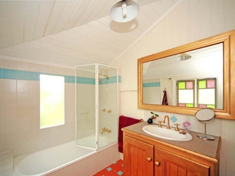 7 Cedlen Street, Camp Hill QLD 4152