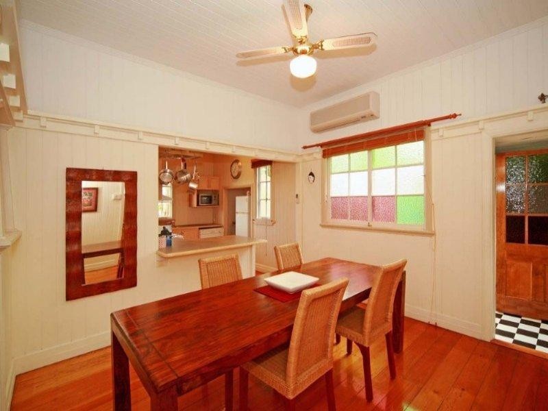 7 Cedlen Street, Camp Hill QLD 4152