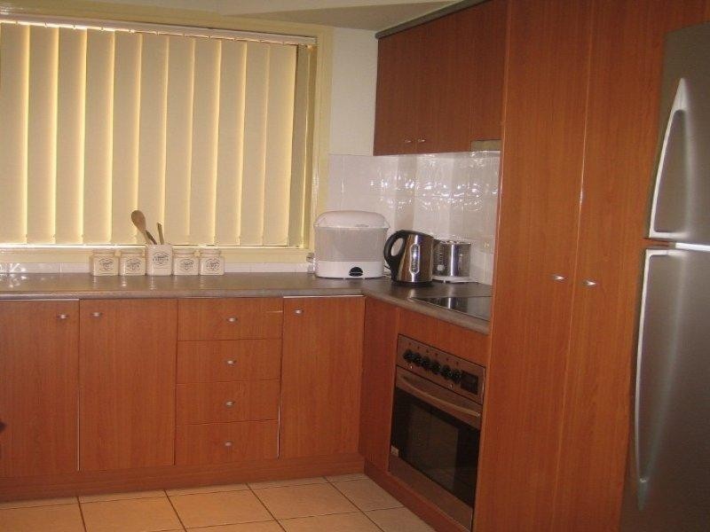 2/115 Thynne Road, Morningside QLD 4170