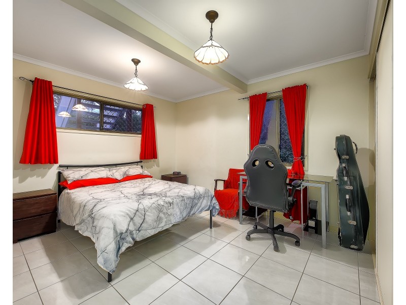 10 Ormonde Road, Yeronga QLD 4104