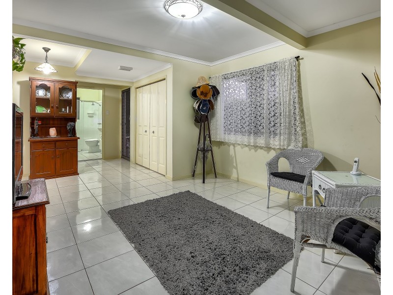 10 Ormonde Road, Yeronga QLD 4104