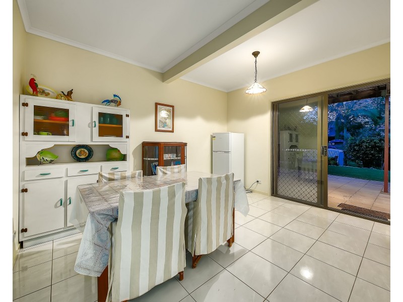 10 Ormonde Road, Yeronga QLD 4104