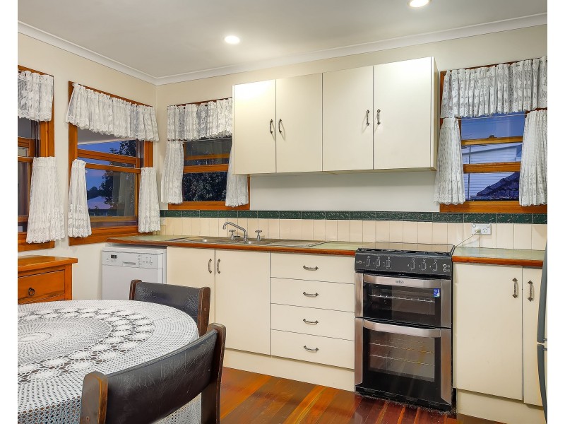 10 Ormonde Road, Yeronga QLD 4104