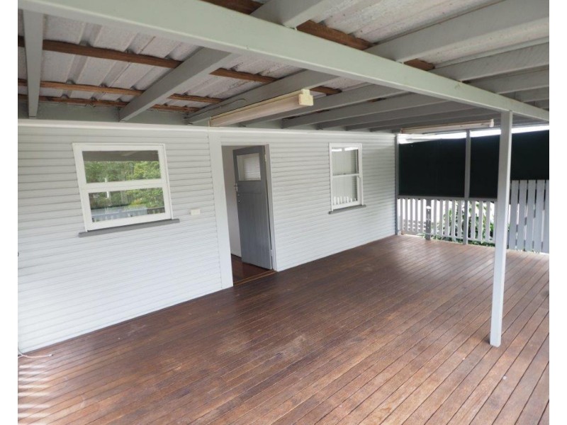 374 Wynnum Road, Norman Park QLD 4170