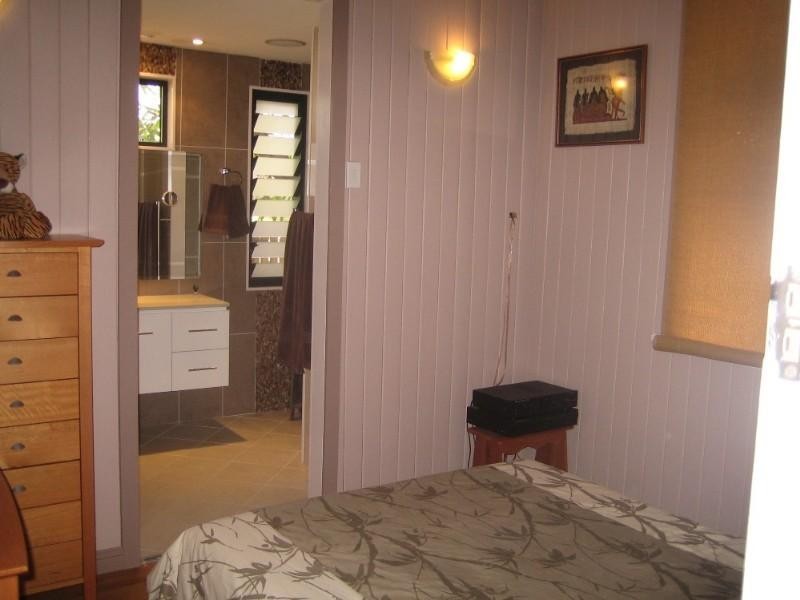 2/63A Norfolk Street, Coorparoo QLD 4151