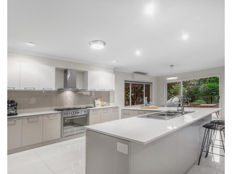 27 Ellington Street, Tarragindi QLD 4121