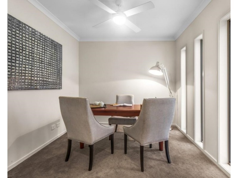 27 Ellington Street, Tarragindi QLD 4121