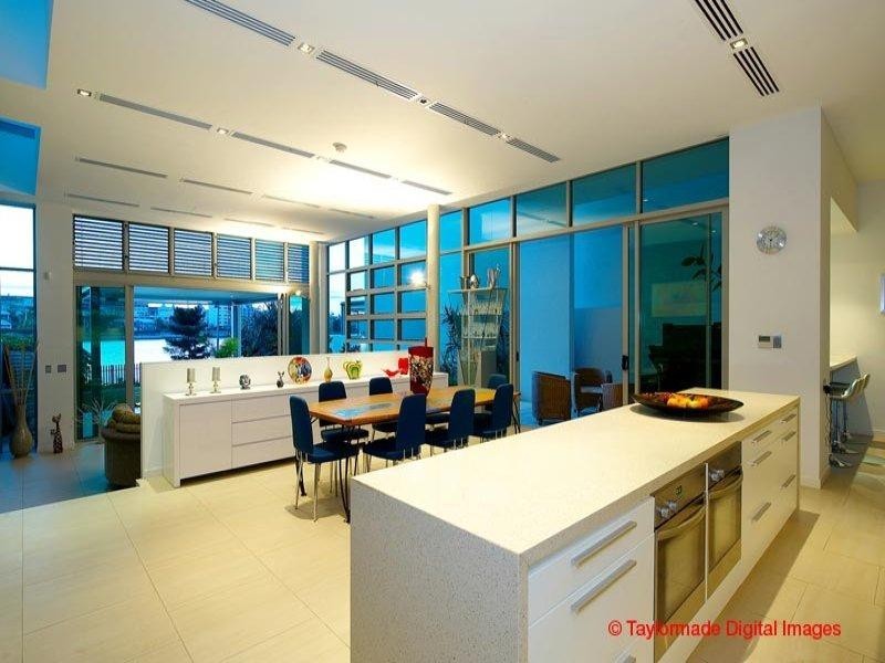 39 Waterline Crescent, Bulimba QLD 4171