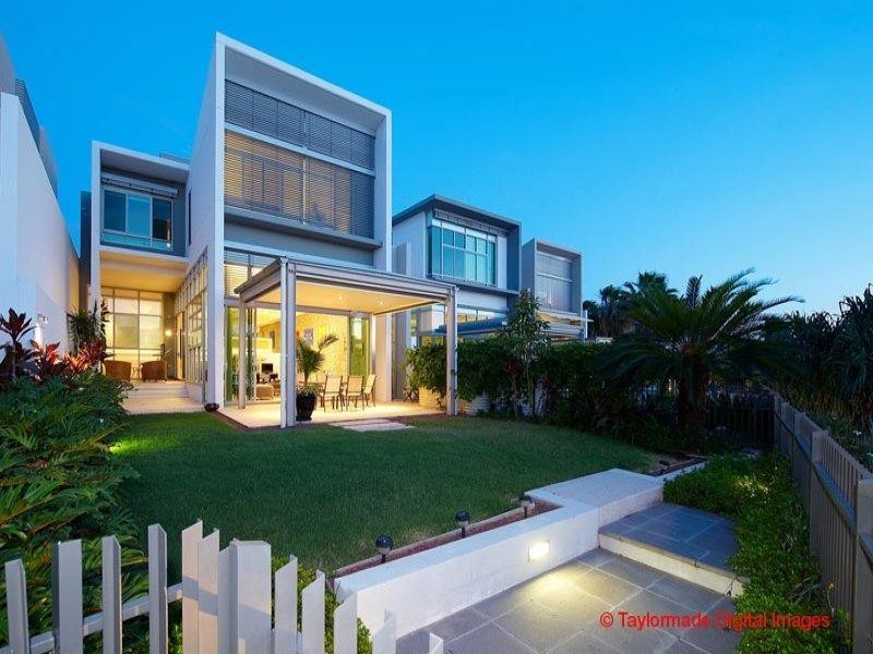 39 Waterline Crescent, Bulimba QLD 4171