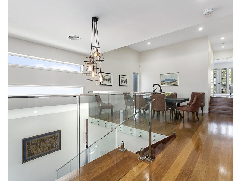 60 Joseph Street, Camp Hill QLD 4152