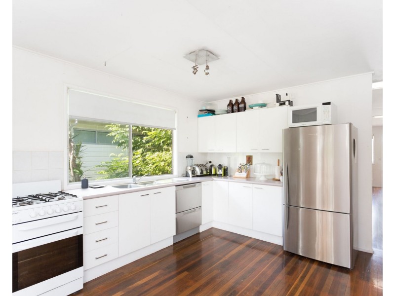 12 Karthina Street, Bulimba QLD 4171