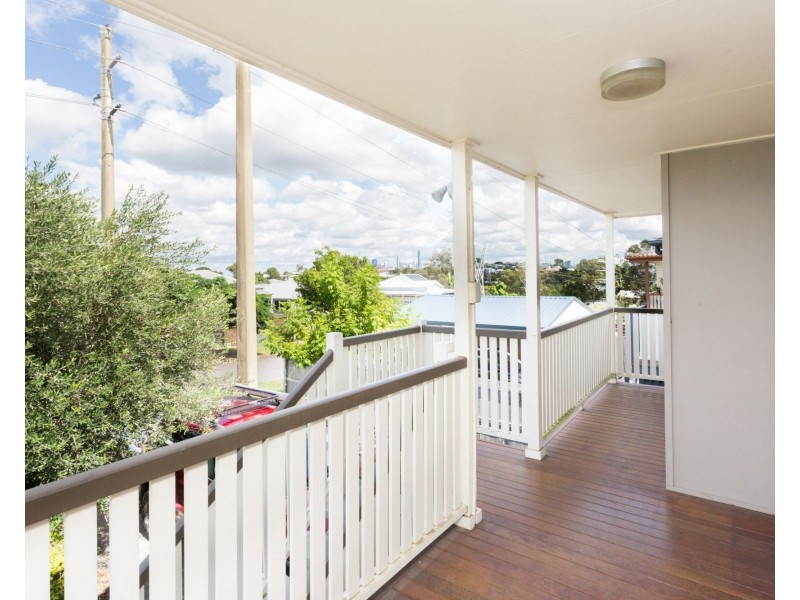 12 Karthina Street, Bulimba QLD 4171
