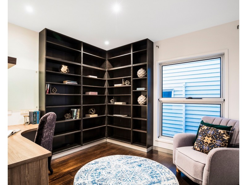 73 Agnew Street, Norman Park QLD 4170