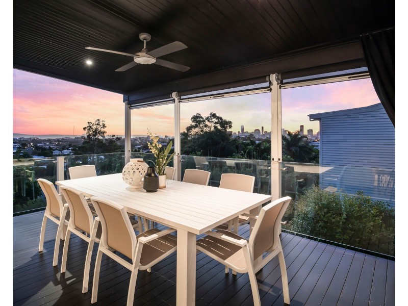 73 Agnew Street, Norman Park QLD 4170