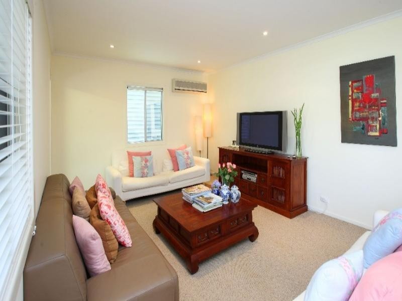 21 Katoomba Avenue, Hawthorne QLD 4171