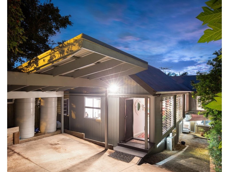 106 Hawthorne Road, Hawthorne QLD 4171