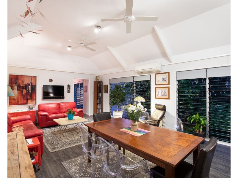 106 Hawthorne Road, Hawthorne QLD 4171