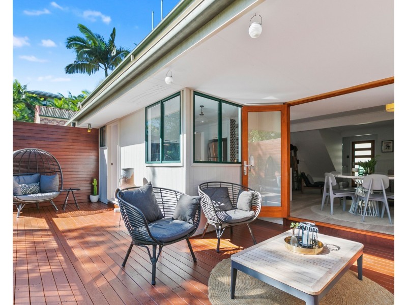 2/36 Andrew Street, Balmoral QLD 4171