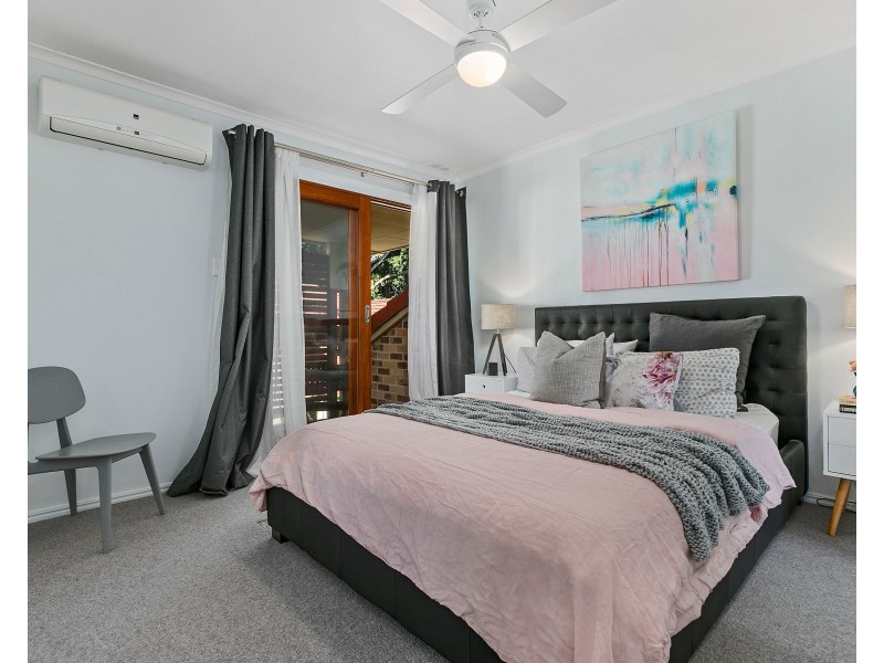 2/36 Andrew Street, Balmoral QLD 4171