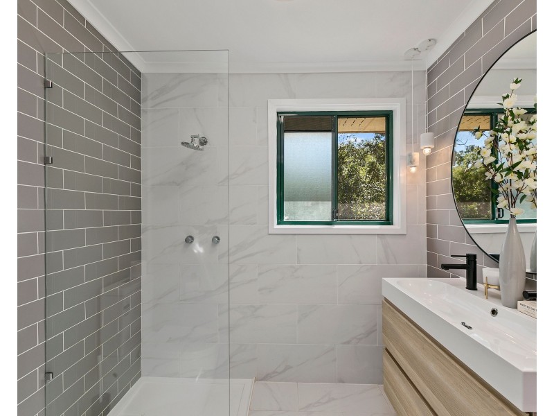 2/36 Andrew Street, Balmoral QLD 4171