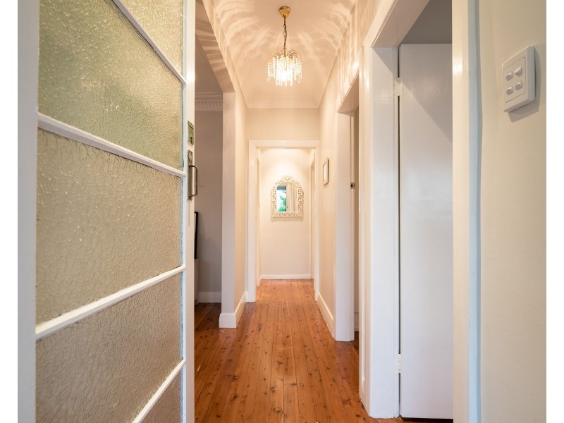 14 Clara Street, Camp Hill QLD 4152