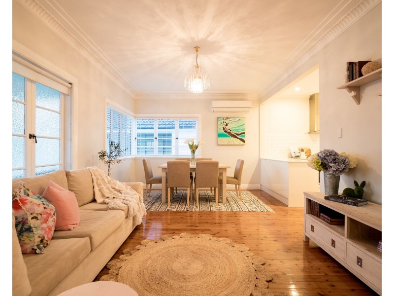 14 Clara Street, Camp Hill QLD 4152