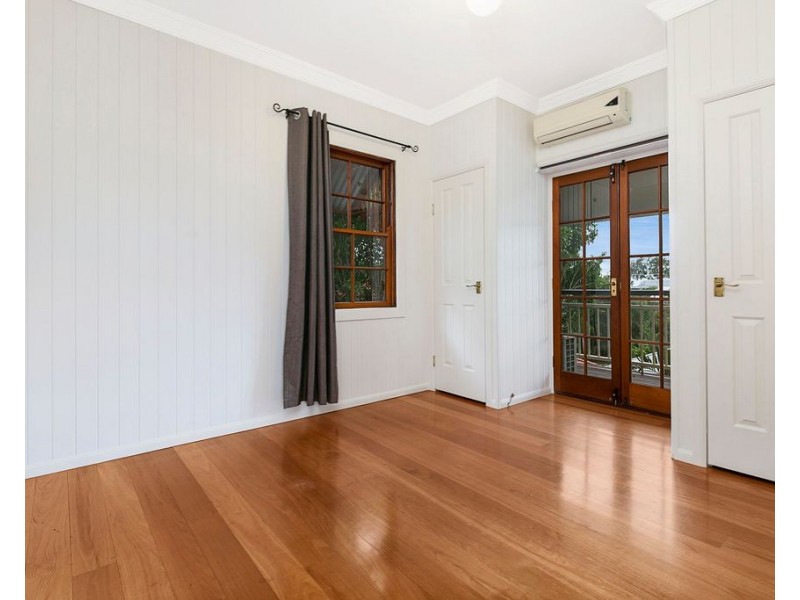 44 Riddell Street, Bulimba QLD 4171