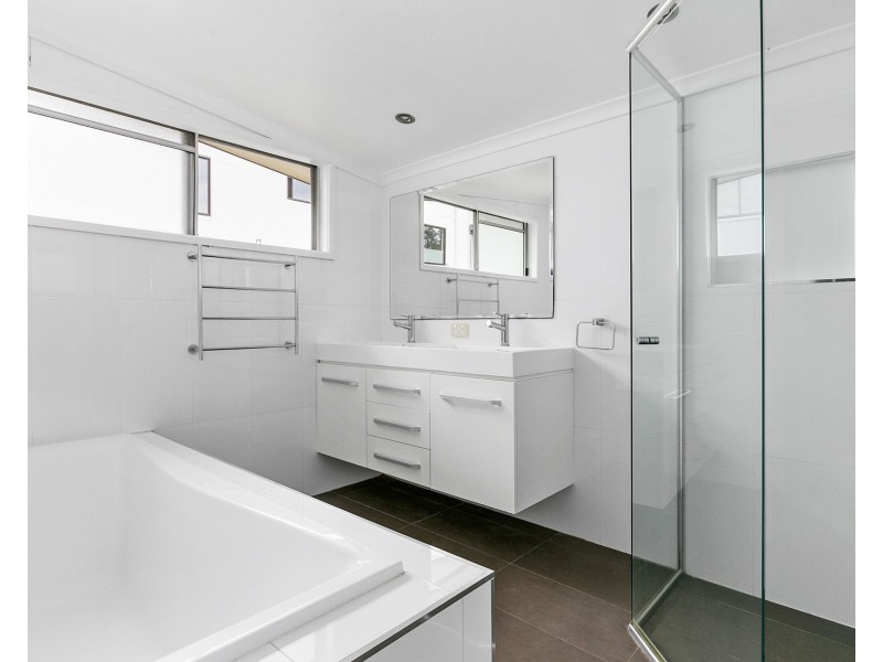 331 Riding Road, Balmoral QLD 4171