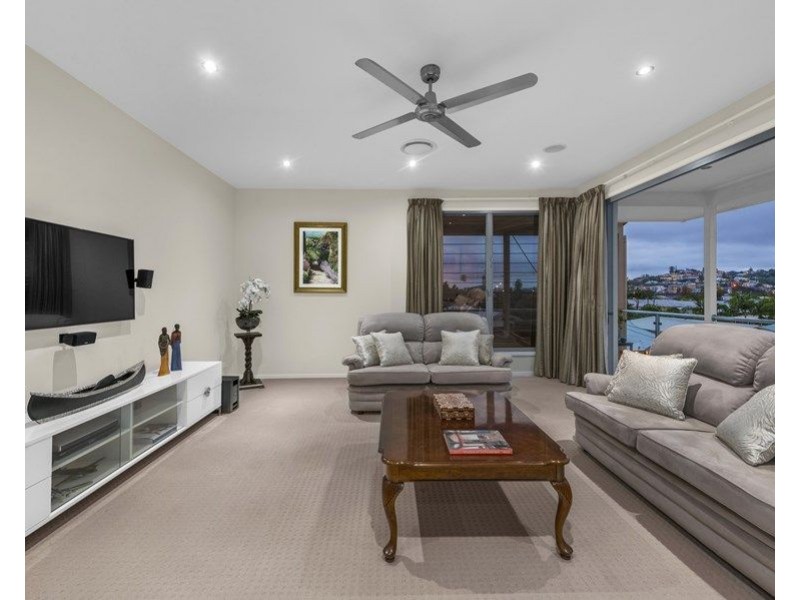 45 Harrison Street, Bulimba QLD 4171