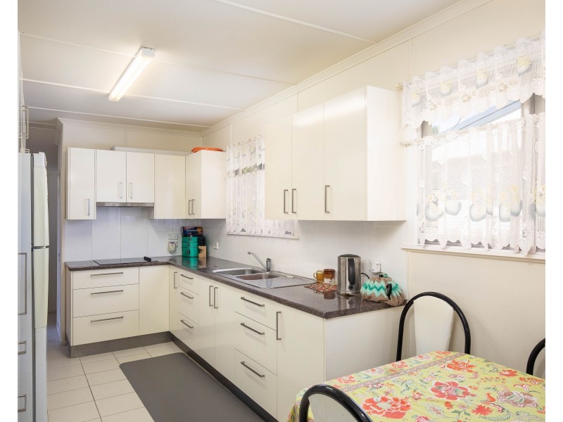 7 Gloriana Street, Morningside QLD 4170