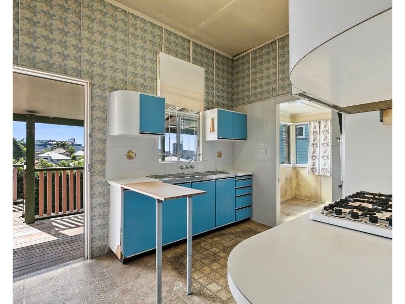 12 Torrens Street, Annerley QLD 4103