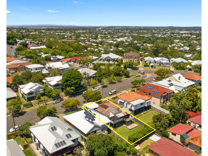 12 Torrens Street, Annerley QLD 4103