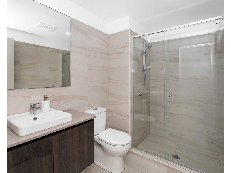 803/8 Hunt Street, Hamilton QLD 4007