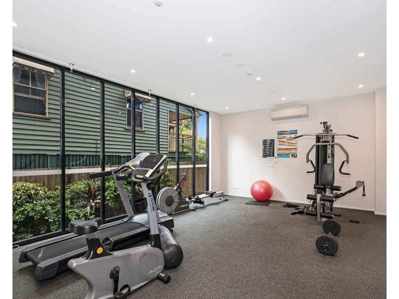 803/8 Hunt Street, Hamilton QLD 4007