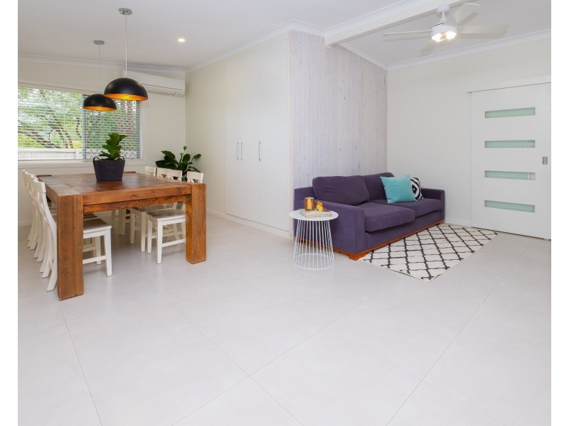 26 Algona Street, Holland Park West QLD 4121