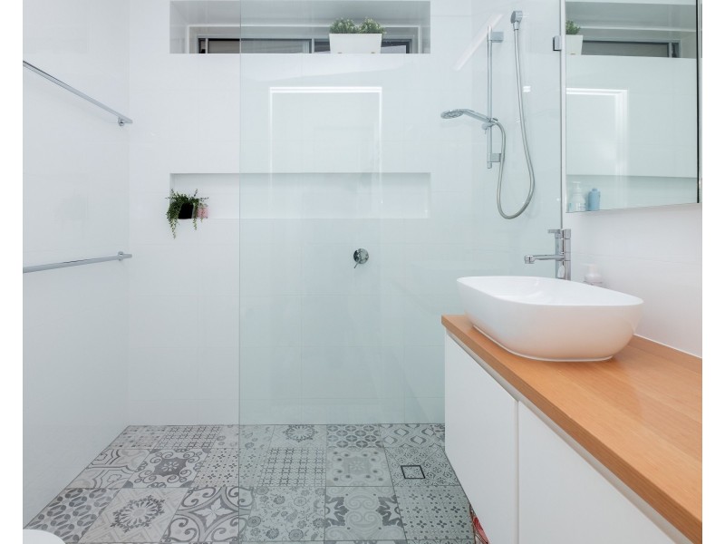 26 Algona Street, Holland Park West QLD 4121