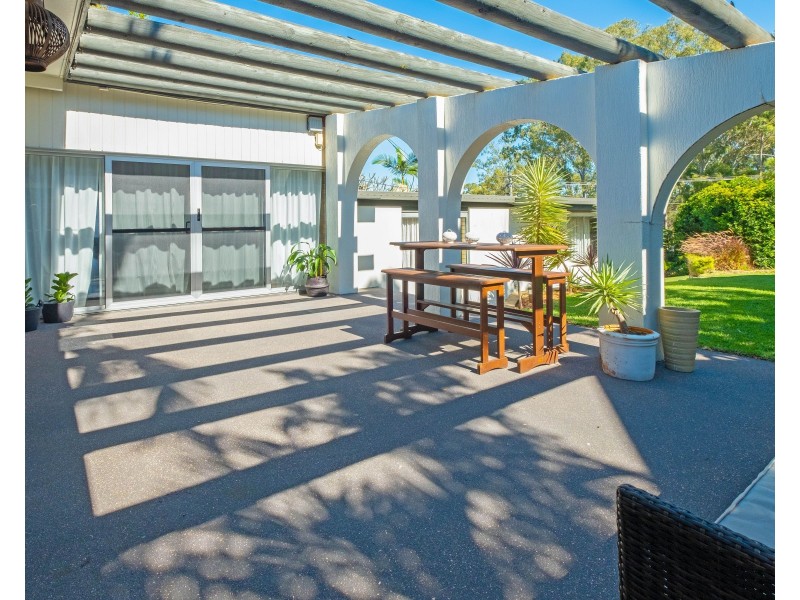 26 Algona Street, Holland Park West QLD 4121